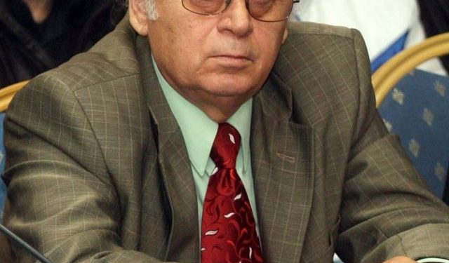 Myslim Pashaj zbardh prapaskenat: Ja si Greqia po tenton të rikthejë marrëveshjen e 2009 me Berishën, harta e re projekt pushtimi Myslim Pashaj zbardh prapaskenat: Ja si Greqia po tenton të rikthejë marrëveshjen e 2009 me Berishën, harta e re projekt pushtimi