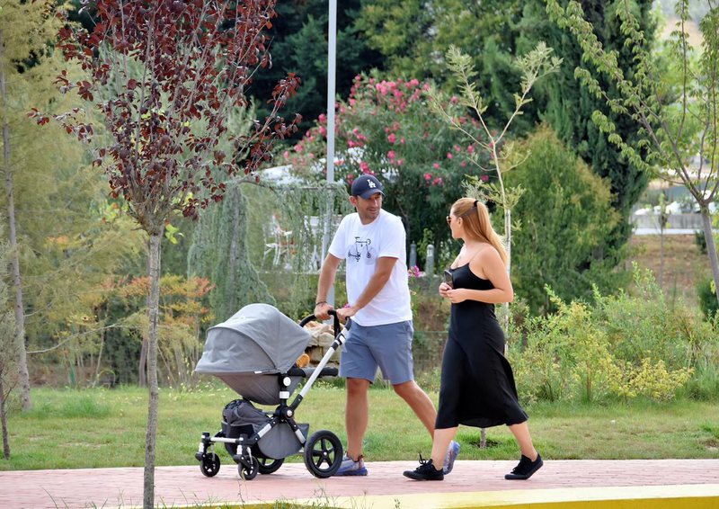 “Është prekur nga Covid-19 edhe bashkëshortja e djali im”, Veliaj tregon problemin që i ka shkaktuar virusi në mushkëri: Ndjehesha sikur më ka shtypur treni! “Është prekur nga Covid-19 edhe bashkëshortja e djali im”, Veliaj tregon problemin që i ka shkaktuar virusi në mushkëri: Ndjehesha sikur më ka shtypur treni!