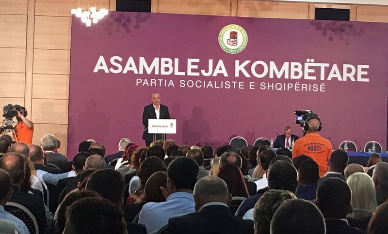 Asambleja pritet të sjellë rokadë në PS, Bushati, Xhafaj dhe Majko rrezikojnë largimin nga Kryesia, ministrat të gjithë në ankth Asambleja pritet të sjellë rokadë në PS, Bushati, Xhafaj dhe Majko rrezikojnë largimin nga Kryesia, ministrat të gjithë në ankth