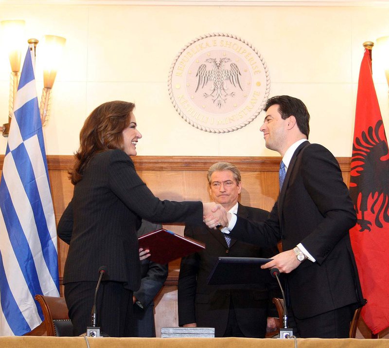 Ballkani “fuçi baruti”! Grekët në panik nga pakti Rama-Erdogan për çështjen e detit: Varin shpresat te Berisha, Basha e Meta