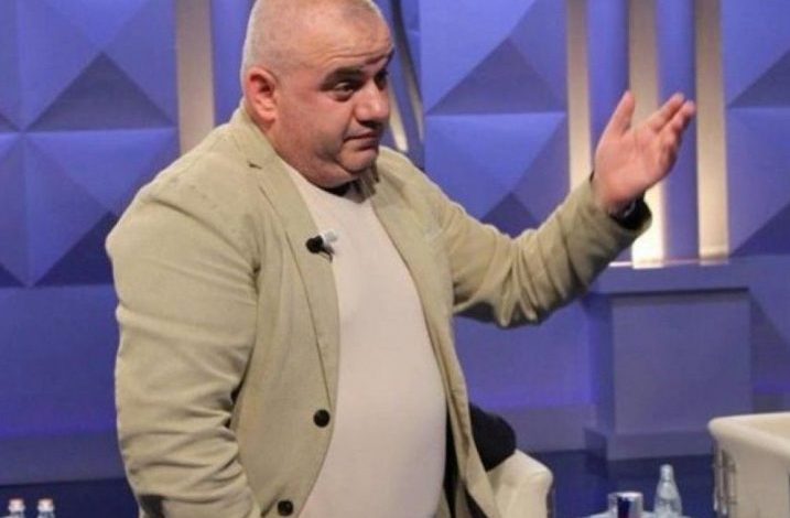 “Duhet pyetur SPAK…”! Artan Hoxha nxjerr prapaskenat “bombë” për disa këngëtarë shqiptarë: Ja çfarë thotë për Ylli Bakën! “Duhet pyetur SPAK…”! Artan Hoxha nxjerr prapaskenat “bombë” për disa këngëtarë shqiptarë: Ja çfarë thotë për Ylli Bakën!