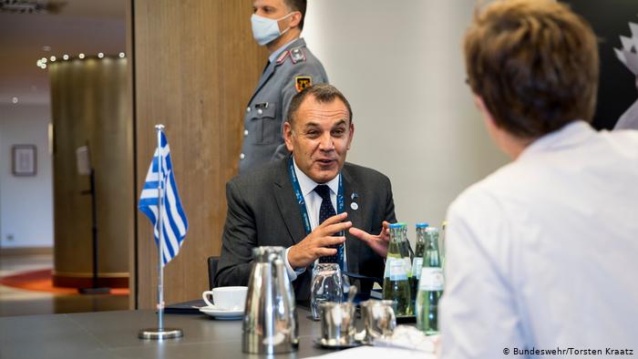 Vatra e re e krizës në Evropë, DW: Greqia dhe Turqia vazhdojnë të luajnë me zjarrin. Gjermania paralajmëron se manovrat ushtarake nuk i shërbejnë paqes