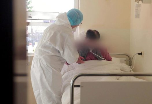 Covid-19 rëndon bilancin në vend: 146 raste të reja dhe 6 humbje jete në 24 orët e fundit, ja vatrat më aktive të infeksionit Covid-19 rëndon bilancin në vend: 146 raste të reja dhe 6 humbje jete në 24 orët e fundit, ja vatrat më aktive të infeksionit