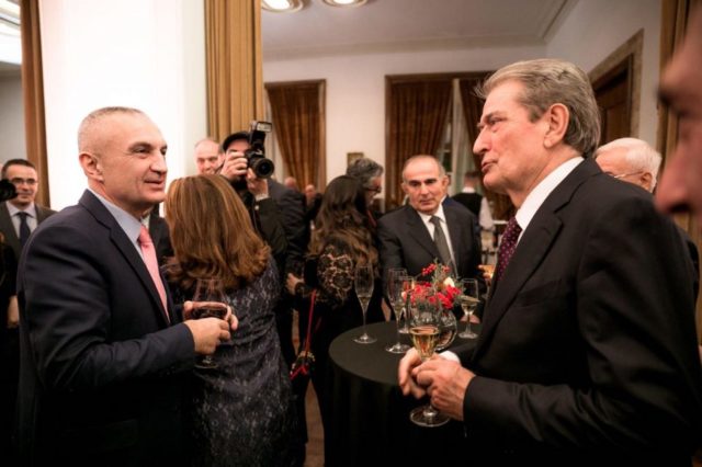 “Janë me mijëra trupa amerikane në Tiranë”! Erion Veliaj paralajmëron Berishën dhe Ilir Metën