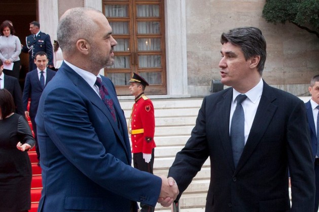 Rama në Jug të vendit me ish këshilltarin e tij, presidentin e sotëm të Kroacisë: Vendet që vizituan