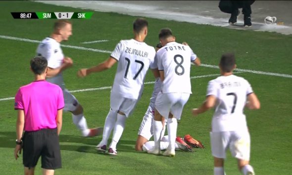 “Shkëndija” e Tetovës dhuron spektakël në Ligën e Europës, kualifikohet edhe Renova “Shkëndija” e Tetovës dhuron spektakël në Ligën e Europës, kualifikohet edhe Renova