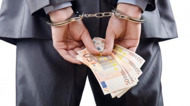 Hyn në fuqi ligji, Tatimet tregojnë procedurat si do të zbulohen llogaritë e fshehta bankare në 81 shtete, panik në politikë Hyn në fuqi ligji, Tatimet tregojnë procedurat si do të zbulohen llogaritë e fshehta bankare në 81 shtete, panik në politikë