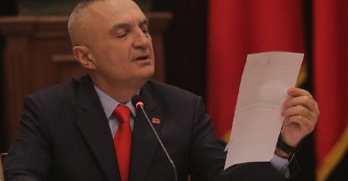 Rrëfimi i Ilir Metës: Ja pse mbaj gjithmonë një bllok në dorë ku bëj pazare