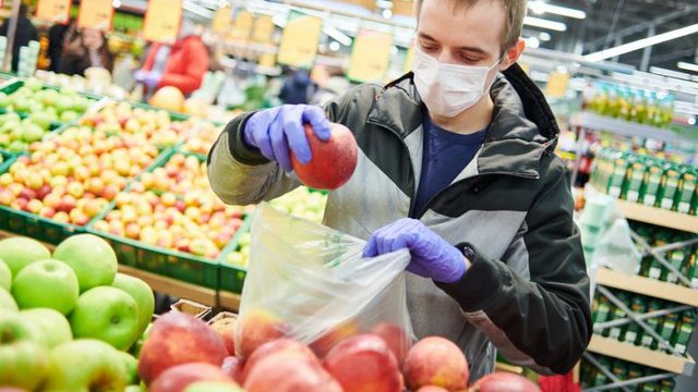 A transmetohet koronavirusi nga ushqimi? Ja çfarë thonë ekspertët A transmetohet koronavirusi nga ushqimi? Ja çfarë thonë ekspertët