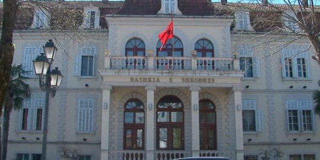 Parashikimi nga IGJEUM për 5 ditët e ardhshme, prefekti i Shkodrës paralajmëron qytetarët