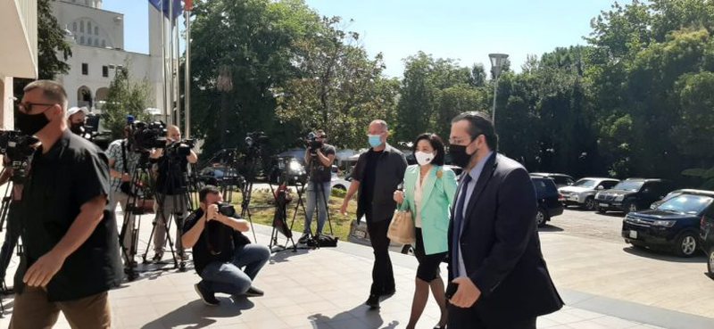 Përfundon takimi, mësohet arsyeja që mblodhi ambasadorët e SHBA, BE dhe Britanisë në selinë blu dhe çfarë u diskutua Përfundon takimi, mësohet arsyeja që mblodhi ambasadorët e SHBA, BE dhe Britanisë në selinë blu dhe çfarë u diskutua