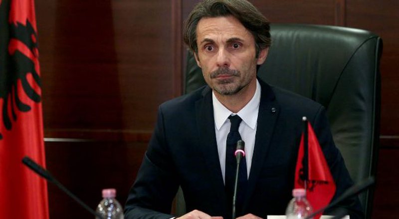 Gent Ibrahimi paralajmëron: Frytet e SPAK dhe BKH do të shihen shumë shpejt, roli i tyre kyç në goditjen e korrupsionit në nivele të larta Gent Ibrahimi paralajmëron: Frytet e SPAK dhe BKH do të shihen shumë shpejt, roli i tyre kyç në goditjen e korrupsionit në nivele të larta