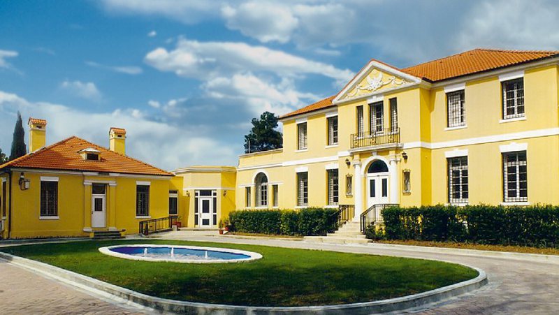 “Ka edhe një ditë kohë”, Ambasada Amerikane bën njoftimin e rëndësishëm