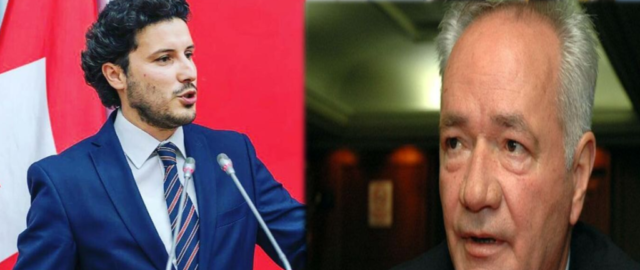 Ambasadori Dinosha letër të hapur Abazoviçit: Ka ardhur koha ta shpëtosh Malin e Zi, bëju kryeministër në koalicion me partinë e Gjukanoviçit Ambasadori Dinosha letër të hapur Abazoviçit: Ka ardhur koha ta shpëtosh Malin e Zi, bëju kryeministër në koalicion me partinë e Gjukanoviçit