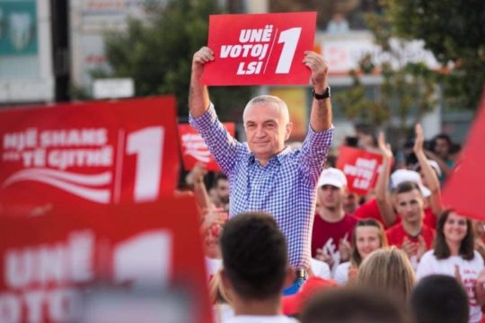 LSI në pikiatë, tjetër sondazh e nxjerr në kuotën e 2 për qind të votave, largimet e anëtarëve fundosin partinë e presidentit LSI në pikiatë, tjetër sondazh e nxjerr në kuotën e 2 për qind të votave, largimet e anëtarëve fundosin partinë e presidentit