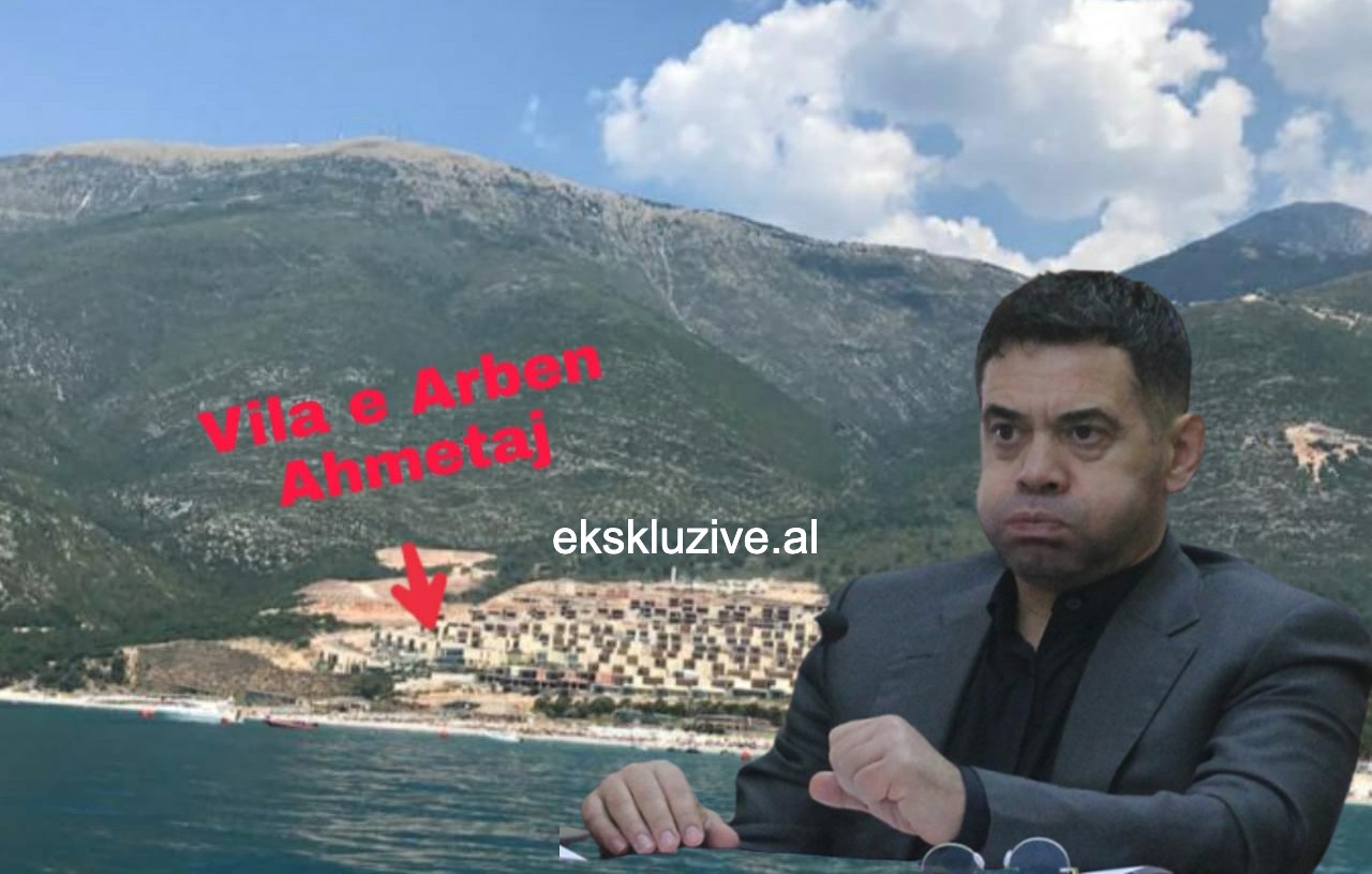 Arben Ahmetaj jeton me lekët e gruas, por “rroga e ministrit” e bën pronar të vilës 1 milion euro në “Green Coast” (FOTO) Arben Ahmetaj jeton me lekët e gruas, por “rroga e ministrit” e bën pronar të vilës 1 milion euro në “Green Coast” (FOTO)