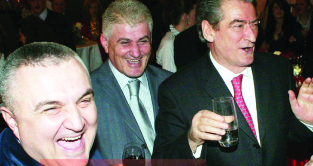 Ilir Metës i ka humbur “çoku”! Hipokrizia dhe me fakte : Gjatë 4 vite qeverisje me Berishën, ministria e tij dha 441 leje HEC-esh