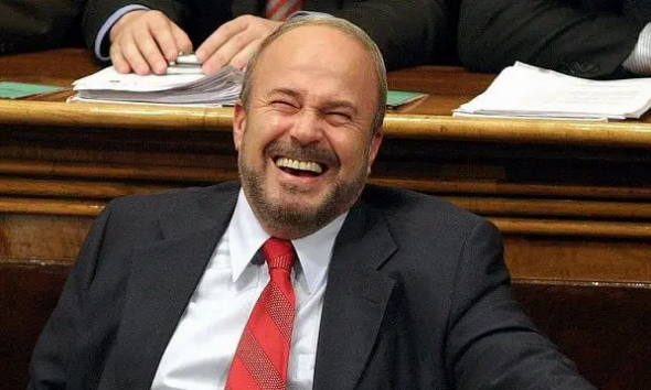 Socialistët e Fatos Nanos që mbrojnë Lulin! Veset që morën nga ish-kryeministri: Kush ishte “nxënësi” më i keq?! Socialistët e Fatos Nanos që mbrojnë Lulin! Veset që morën nga ish-kryeministri: Kush ishte “nxënësi” më i keq?!