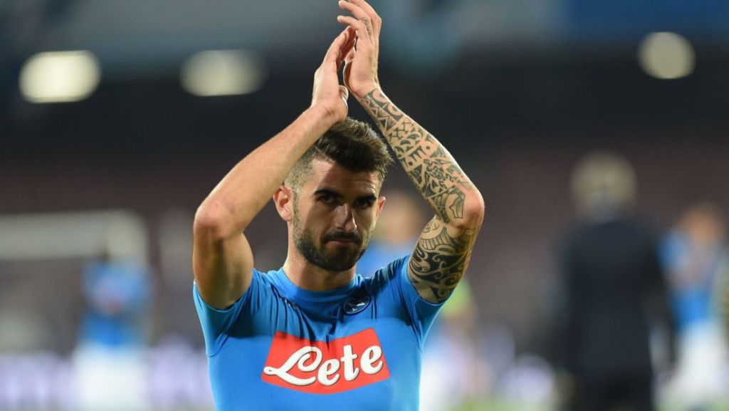 Rusët i ofrojnë Elseid Hysajt 15 milionë euro, mbrojtësi shqiptar drejt largimit nga Napoli Rusët i ofrojnë Elseid Hysajt 15 milionë euro, mbrojtësi shqiptar drejt largimit nga Napoli