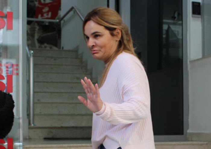 Mjeku Allkja, apo “fotografi” i PD-së… shkarkohet! Kryemadhi e revoltuar: Po mbaj shënim të gjitha padrejtësitë e Rilindjes, i rregullojmë kur të vijmë në pushtet Mjeku Allkja, apo “fotografi” i PD-së… shkarkohet! Kryemadhi e revoltuar: Po mbaj shënim të gjitha padrejtësitë e Rilindjes, i rregullojmë kur të vijmë në pushtet