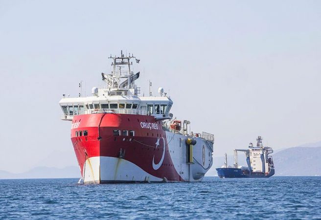 NATO kërkon zgjidhje, Greqia vendos kushtin për t’u ulur me Turqinë: Negociatat fillojnë kur të hiqni anijet NATO kërkon zgjidhje, Greqia vendos kushtin për t’u ulur me Turqinë: Negociatat fillojnë kur të hiqni anijet