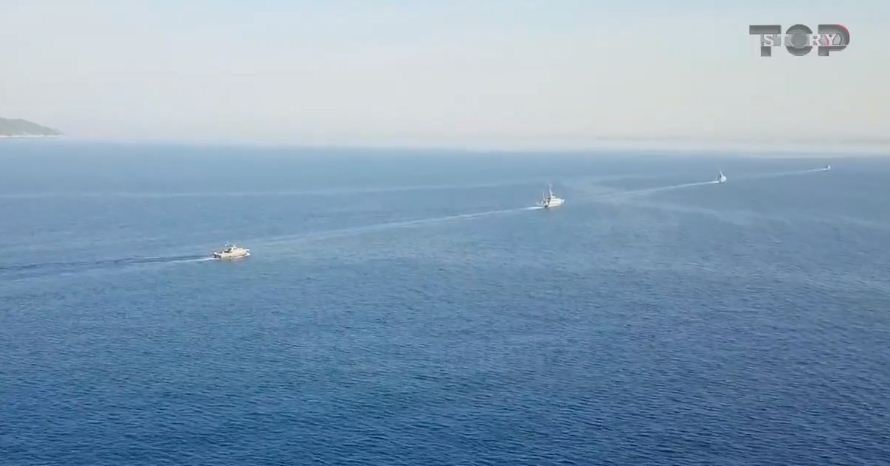 Pamje eskluzive, në kulmin e tensioneve për kufijtë detare Flota Shqiptare kryen stërvitje në detin Jon Pamje eskluzive, në kulmin e tensioneve për kufijtë detare Flota Shqiptare kryen stërvitje në detin Jon