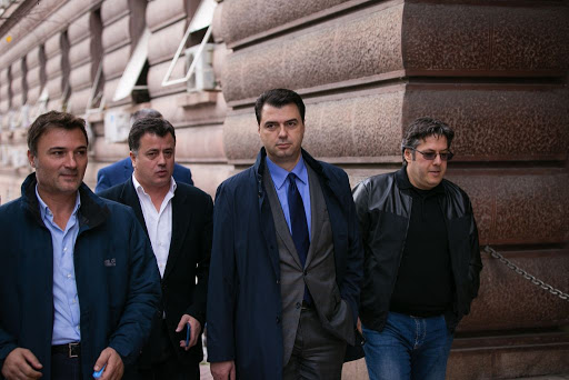 Rikthehen debatet, PD del me draft konkret për reformën zgjedhore, PS gati të shtyjë deri më 15 tetor votimin e ndryshimeve Rikthehen debatet, PD del me draft konkret për reformën zgjedhore, PS gati të shtyjë deri më 15 tetor votimin e ndryshimeve