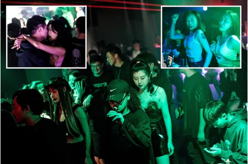 Klubet e natës hapen pa kufizime në Vuhan, ish-epiqendra e koronavirusit shënon zero raste