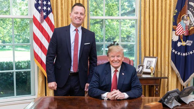 Zgjedhjet e 3 nëntorit në SHBA: Ambasadori Grenell ka një kërkesë për komunitetin shqiptar në Amerikë Zgjedhjet e 3 nëntorit në SHBA: Ambasadori Grenell ka një kërkesë për komunitetin shqiptar në Amerikë