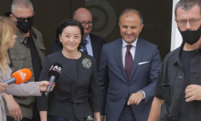 Ndërkombëtarët “pshurrin” Metën dhe Bashën: Japin dritën jeshile për ndryshimet në Kodin Zgjedhor, por…qejfmbetur për mungesën e konsensusit