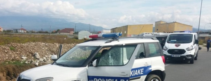 T.ronditet Shkodra! Atentat ndaj Shefit të Policisë Bashkiake të Malësisë së Madhe: Mbetet i p.lagosur sëbashku me babain e tij T.ronditet Shkodra! Atentat ndaj Shefit të Policisë Bashkiake të Malësisë së Madhe: Mbetet i p.lagosur sëbashku me babain e tij