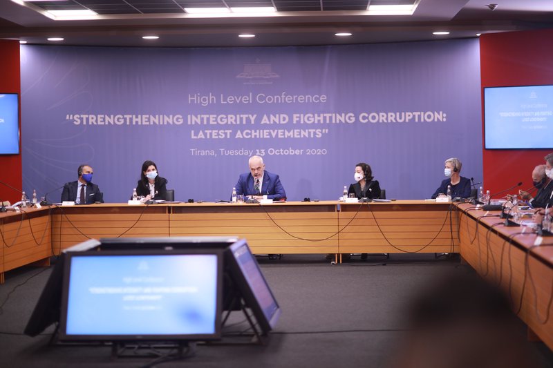 Ndërkombëtarëve u soset durimi, SHBA dhe BE kërkojnë arrestime pushtetarësh, thirrje SPAK të nisë hapjen e dosjeve të bujshme