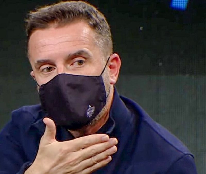 “Mos dëgjoni politikanët dhe analistët idiotë”/ Nuk përmbahet Erion Braçe, nxjerr zbuluar Monika Kryemadhin: Zhduken 2 javë dhe thonë se kanë hequr bajamet, por në të vërtetë… “Mos dëgjoni politikanët dhe analistët idiotë”/ Nuk përmbahet Erion Braçe, nxjerr zbuluar Monika Kryemadhin: Zhduken 2 javë dhe thonë se kanë hequr bajamet, por në të vërtetë…