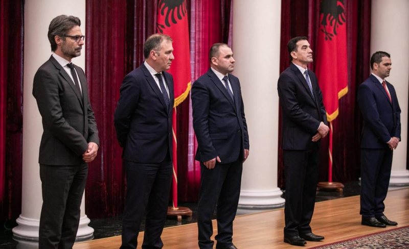 Dhjetëra drejtorë në lupën e SPAK pas denoncimeve sekrete: Prokurorët mbi 200 dosje të reja k.rimi e korrupsioni në duar, ja detajet! Dhjetëra drejtorë në lupën e SPAK pas denoncimeve sekrete: Prokurorët mbi 200 dosje të reja k.rimi e korrupsioni në duar, ja detajet!