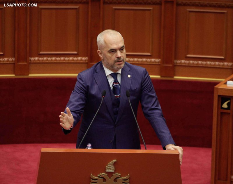 “Do marrim 100 mandate”?! Rama i përgjigjet Kryemadhit, befason me deklaratën: Pas 25 prillit nuk do të kemi vend dhe ju do jeni mbledhur te… “Do marrim 100 mandate”?! Rama i përgjigjet Kryemadhit, befason me deklaratën: Pas 25 prillit nuk do të kemi vend dhe ju do jeni mbledhur te…