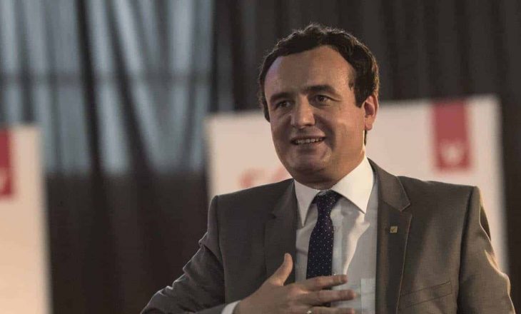 Albin Kurti del hapur kundër Trump-it: Shqiptarët të votojnë Joe Biden për president Albin Kurti del hapur kundër Trump-it: Shqiptarët të votojnë Joe Biden për president