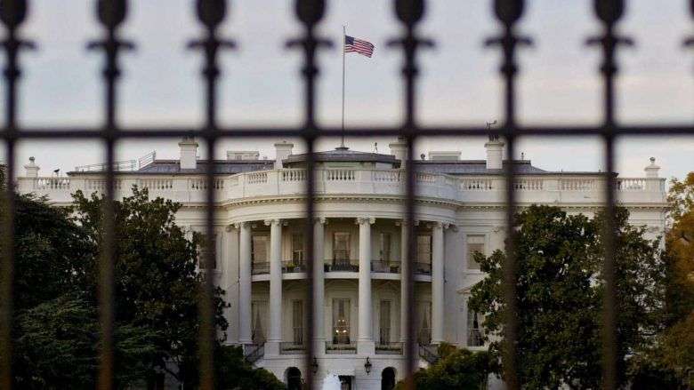 Nisën testimin e sistemit ajror të prodhuar nga Rusia, SHBA paralajmëron Turqinë për “pasoja serioze” Nisën testimin e sistemit ajror të prodhuar nga Rusia, SHBA paralajmëron Turqinë për “pasoja serioze”