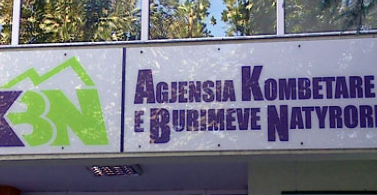 Fshehje të ardhurash e kontrabandë! Prokuroria urdhëron a.rrestimin e disa zyrtarëve të Agjencisë së Burimeve Natyrore Fshehje të ardhurash e kontrabandë! Prokuroria urdhëron a.rrestimin e disa zyrtarëve të Agjencisë së Burimeve Natyrore