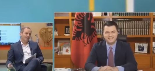 Enkel Demi elozhe Bashës sa në formë duket, por ai është në “gjumë” akoma