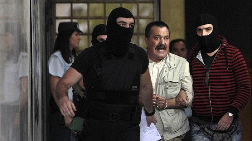 E gjithë Greqia në kërkim të armikut të shqiptarëve E gjithë Greqia në kërkim të armikut të shqiptarëve