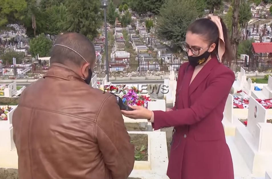 Humbi familjarin prej Covid-19, qytetari rrëfen t.merrin: Hapa a.rkivolin se nuk kisha besë, çfarë më panë sytë! Humbi familjarin prej Covid-19, qytetari rrëfen t.merrin: Hapa a.rkivolin se nuk kisha besë, çfarë më panë sytë!