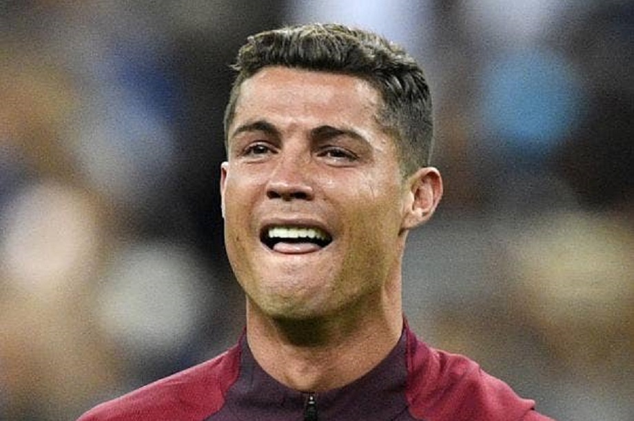 Ronaldo thyen zemrën e tifozëve, njofton largimin nga ekipi