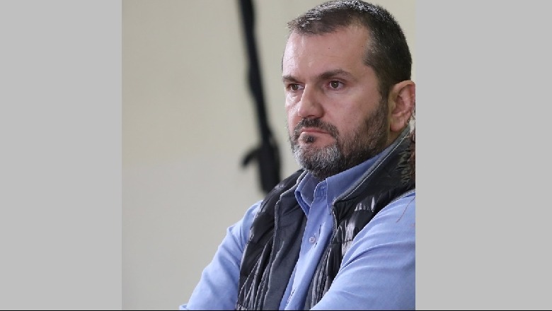 Ndahet nga jeta në moshë fare të re drejtori i Bashkisë Tiranë, prej 3 javësh i intubuar Ndahet nga jeta në moshë fare të re drejtori i Bashkisë Tiranë, prej 3 javësh i intubuar