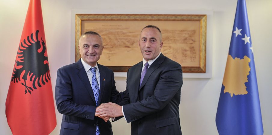 Skandali i dhënies së nënshtetësisë: Meta shtetësi VIP gruas nga Kosova me motivacionin se kujdeset për familjen dhe se është militante partie! Del në skenë dhe Ramush Haradinaj Skandali i dhënies së nënshtetësisë: Meta shtetësi VIP gruas nga Kosova me motivacionin se kujdeset për familjen dhe se është militante partie! Del në skenë dhe Ramush Haradinaj