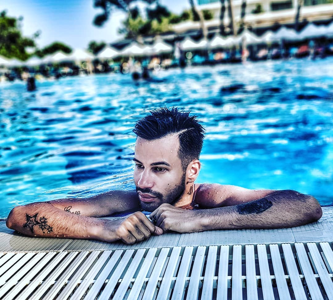 Më në fund një lajmi i mirë për “Zogun e Tiranës”, kush është “Enea” mashkulli që mban tatuazh Më në fund një lajmi i mirë për “Zogun e Tiranës”, kush është “Enea” mashkulli që mban tatuazh