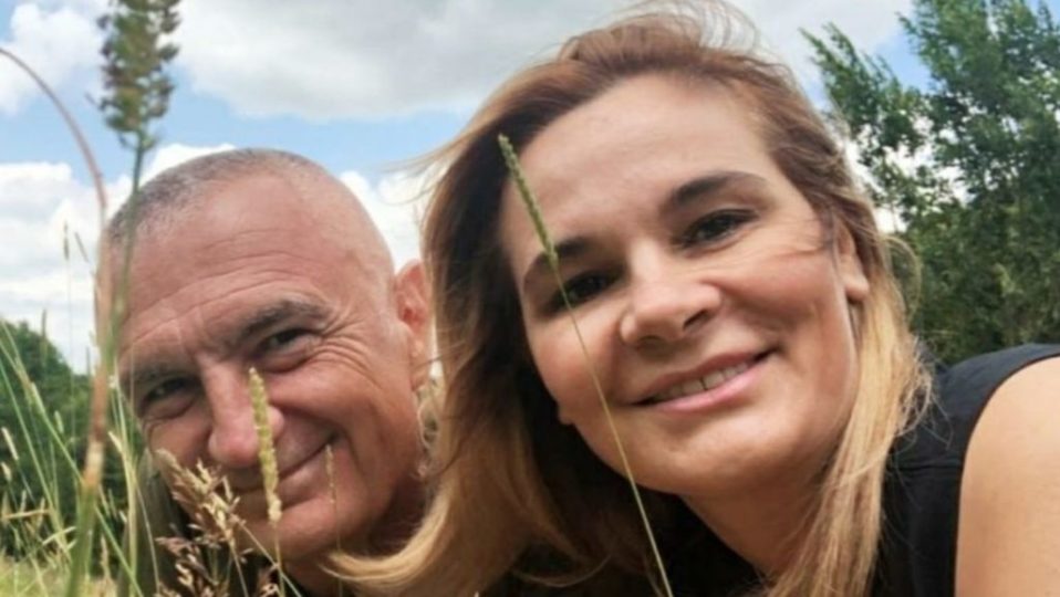 “Çfarë do Meta kur të mbushë 60 vjeç?! Kryemadhi i përgjigjet Ramës: Mos e ngatërro me veten, ai është Ferrari, (me motorr të çarë), ti je bërë për pension “Çfarë do Meta kur të mbushë 60 vjeç?! Kryemadhi i përgjigjet Ramës: Mos e ngatërro me veten, ai është Ferrari, (me motorr të çarë), ti je bërë për pension