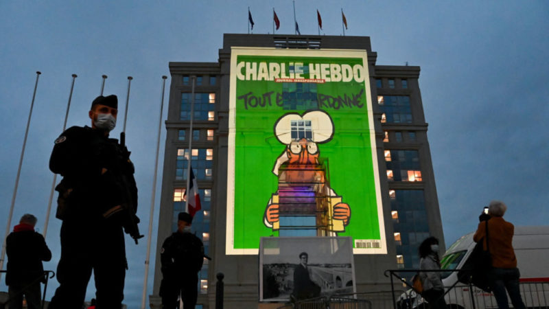 Karikaturat e profetit Muhamed shfaqen në ndërtesat qeveritare në të gjithë Francën