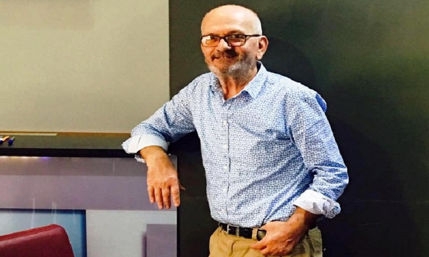 Aktori rrëfen si e la shkollën pasi shokët e klasës e përqeshën për atletet e grisura: U lëndova shumë, tani qaj…