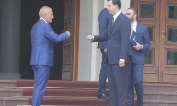 Anomalitë: Çmëndja e Ilir Metës dhe qetësia e Lulzim Bashës Anomalitë: Çmëndja e Ilir Metës dhe qetësia e Lulzim Bashës