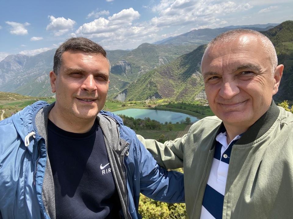 Blushi i Metës lëshon kujën: Nga sot, të gjithë do të marrin përgjigjet e merituara Blushi i Metës lëshon kujën: Nga sot, të gjithë do të marrin përgjigjet e merituara